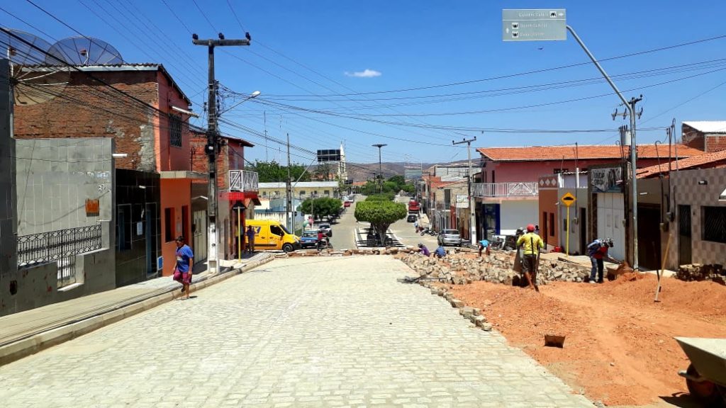 Obras do corredor cultural chegam a segunda fase na avenida Jeremias Pereira.