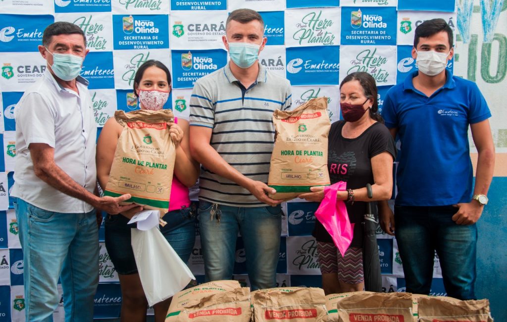 Prefeitura de Nova Olinda distribui sementes do programa Hora de Plantar