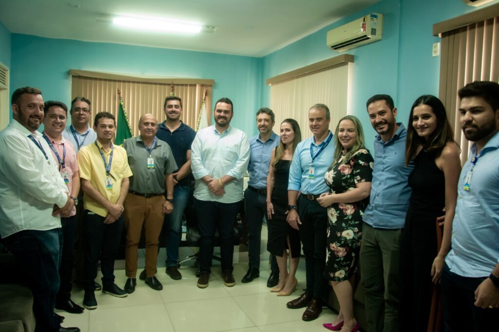 Reunião com Representantes da Ambiental Ceará empresa da holding Aegeae e com a  Cagece. A pauta “Projeto de Água e Esgoto de Nova Olinda”